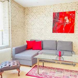 Aday - Cozy And Bright Lejlighed